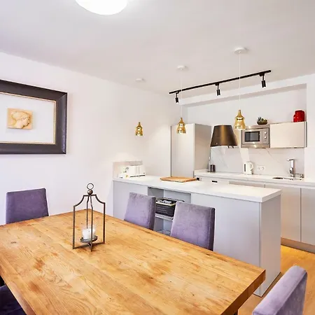 Vut San Francisco 3 *